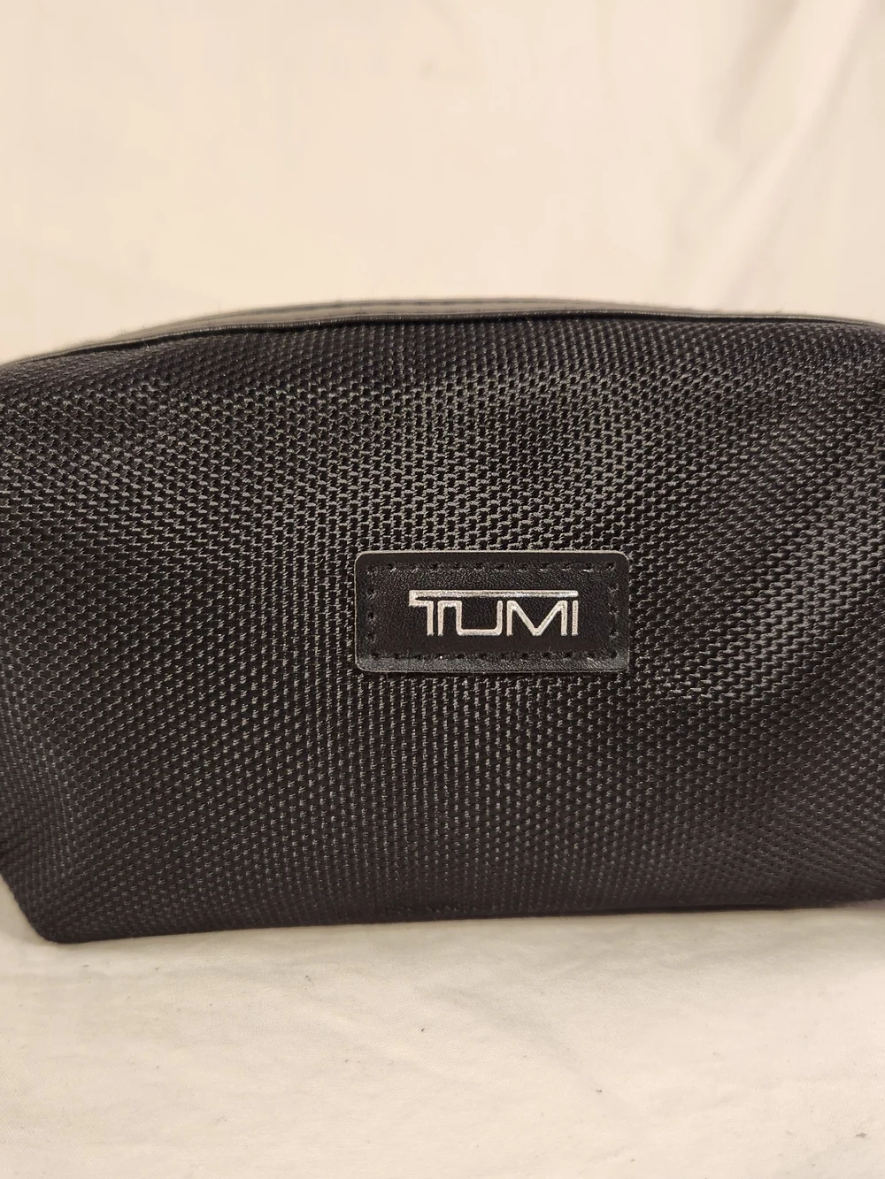 TUMI X DELTA NYLON DOPP TOILETRY BLACK BAG